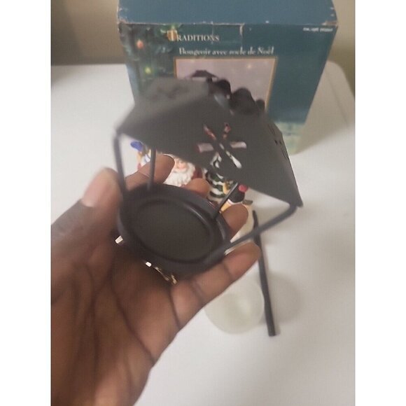 Traditions Christmas Candle Street Lamp Scene 293069 Santa Claus Reindeer EUC - Picture 6 of 13